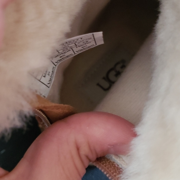NIB!!! UGG NESSA BOOT - Picture 5 of 7